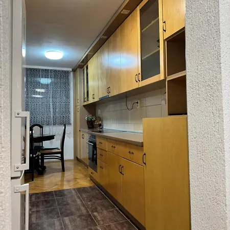 Apartment 7
